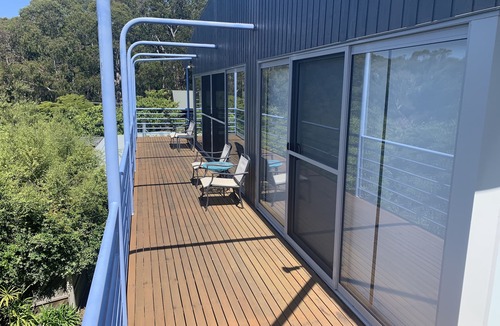 Lorne House | Lorne Summer House