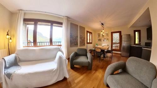 Escarrilla Apartment | Los Altos de Escarrilla - tucasaenlospirineos