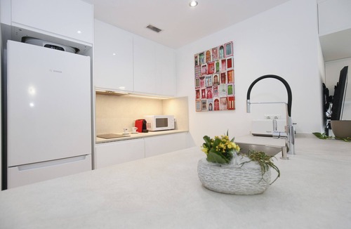 La Pineda Apartment | LOS JUNCOS HomeStay by Turismar