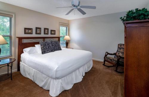 Hot Springs Village Hotel | Los Lagos at Hot Springs Village a Ramada by Wyndham