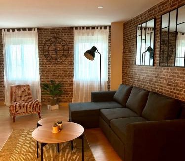 Sastago Apartment | Los Meandros