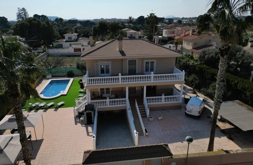 Muchamiel Villa | Los Olivos