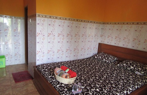 Kretek Cabin | Losmen Kinasih Puncak & Gazebo Pandang