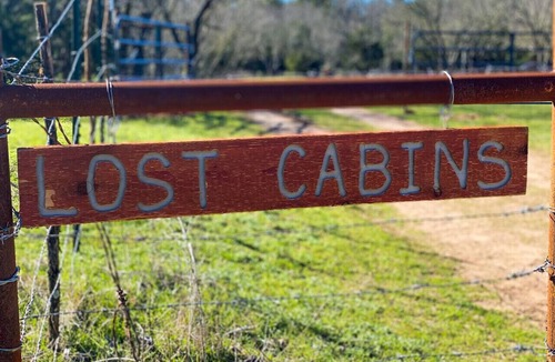 Fredericksburg Cottage | Lost Cabins #3 Kingsley`s Kottage
