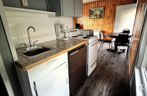 Northeast Hotel | Lost Pines Lodge
