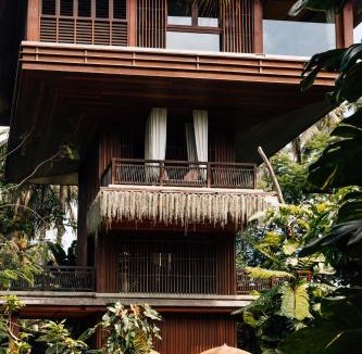 Pekutatan Hotel | LOSTLindenberg