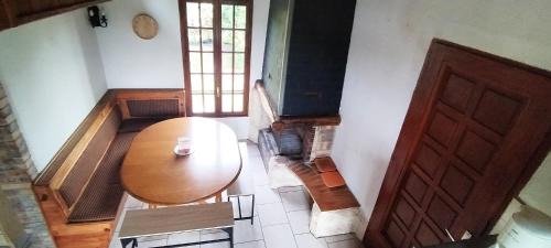 Aignerville House | Lotena