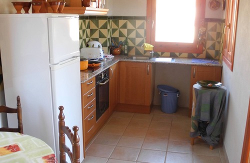 Torroja del Priorat Apartment | Lots of light and space, workstation with fiber optics and great views