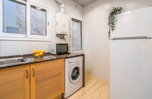 el Fort Pienc Apartment | Lots of light and space!