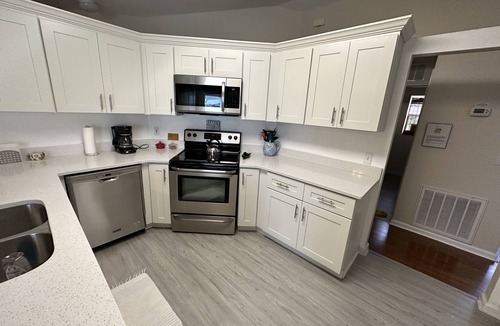 Crescent Lakes House | Lots of Privacy On A Lake 20 Minutes From Disney With A Private Pool and Spa!