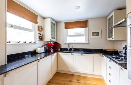 Chelsea Riverside House | Lots Road, Pro-Managed