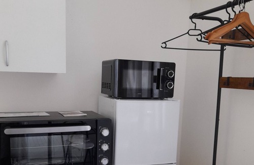 Romilly-sur-Seine Cottage | Lotus flowers 2