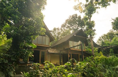 Bangunjiwo Villa | Lotus Forest Houses