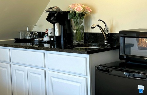 Provincetown Bed & Breakfast | Lotus Provincetown