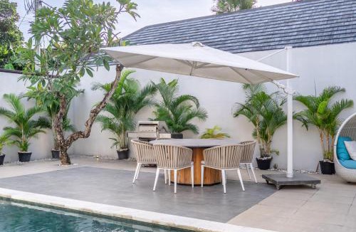 Padangsambian Klod Villa | Lotus Villa - Spacious Pool Retreat with BBQ & Patio