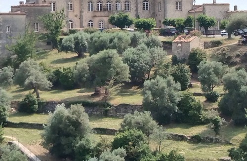 Fayence House | Lou Calado