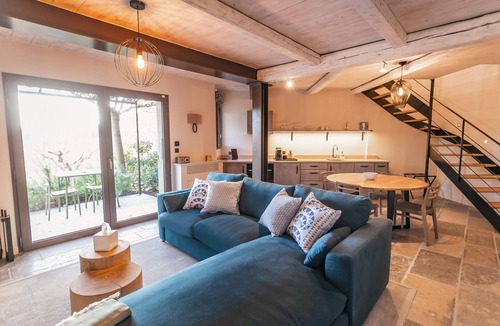 Cotignac Hotel | Lou Calen Retreat