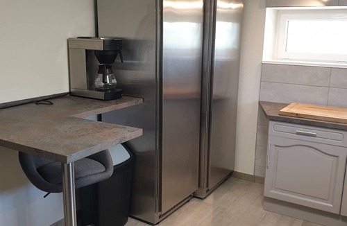 Saint-Etienne-de-Maurs Cottage | Lou-castanhaire group gîte