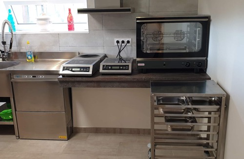 Saint-Etienne-de-Maurs Cottage | Lou-castanhaire group gîte