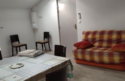 Dolmayrac Apartment | LOU COUCUT