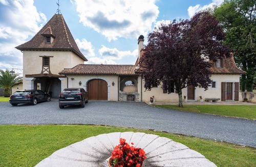 Salies-de-Bearn House | Lou Grith - Maison pour 10 avec piscine privée