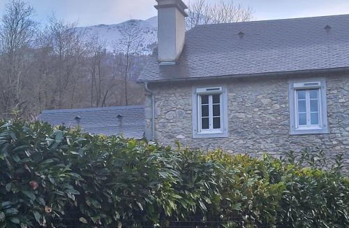 Louvie Juzon Villa | Lou Mouli Dous Amisc