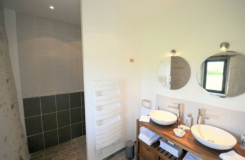 Louans House | Louans: The Farm of the Sheath, idyllic setting, 2 bedrooms
