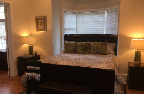 Waterford Bed & Breakfast | Loudoun Valley Manor