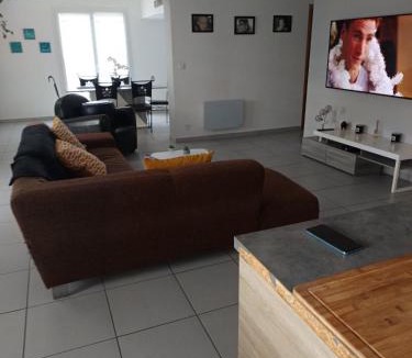 Pia House | loue 2 chambres individuellemet chez l hote