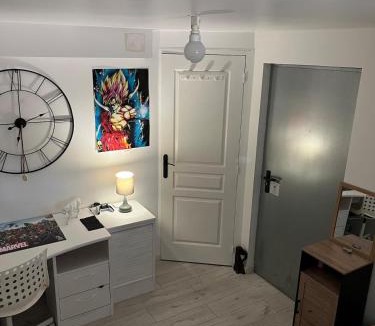 Centre Ville Apartment | Loue chambre indépendante