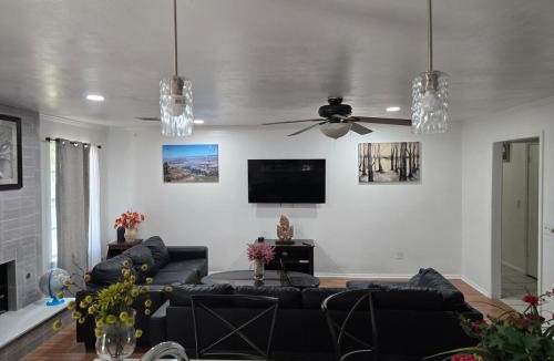 Edmond Villa | Loue house in edmond, oklahoma by UCO