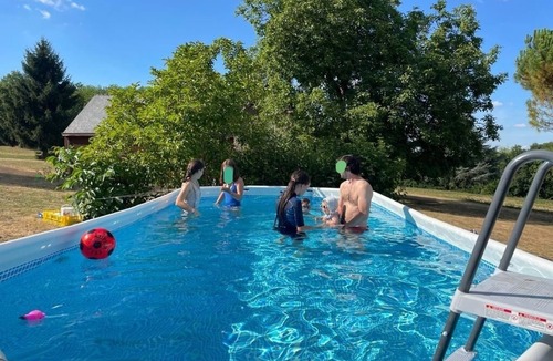 Bais House | Loue Maison Familiale, Gîte de 15 Personnes, 7 Chambres - Evron, Laval, Le Mans