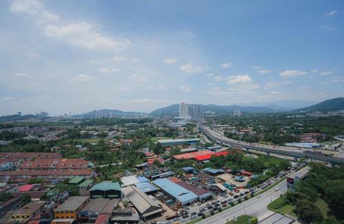 Cheras Apartment | Louis Homestay at Netizen Residence SOHO