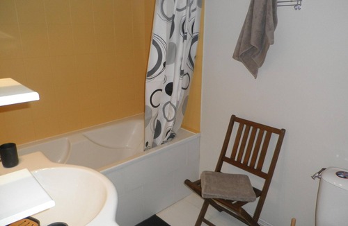 Le Cellier House | Louis Room - Au Clos de Launay