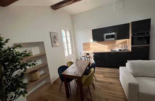 Le Somail Apartment | Louis Xiii Le Somail Canal du Midi