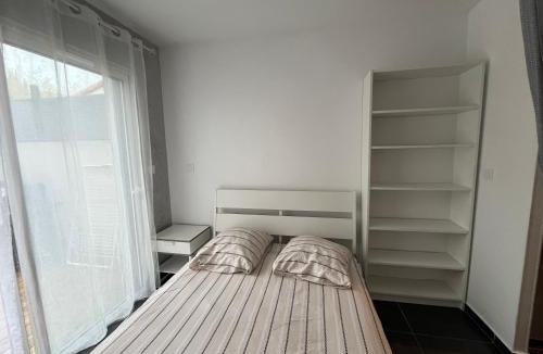 Villeneuve-les-Maguelone Apartment | Louisa