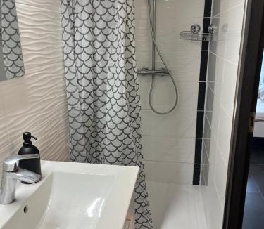Villeneuve-les-Maguelone Apartment | Louisa