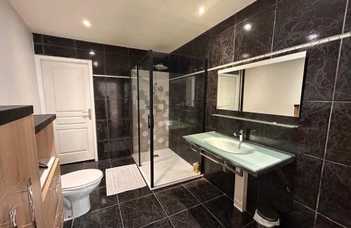 Auch Apartment | Louisa - Spacieux en Plein centre - Places gratuites - 1er étage