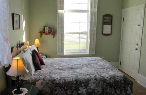 Louisbourg Bed & Breakfast | Louisbourg Harbour Inn