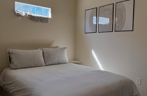 Dublin Cottage | Louise - Fully Furnished 2 Person Cottage for short or mid-term stays