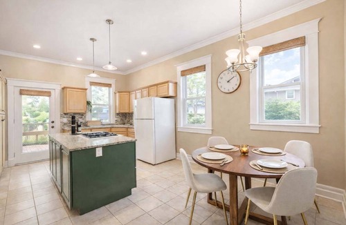 Highlands Douglass Apartment | Louisville home with workspace and backyard access