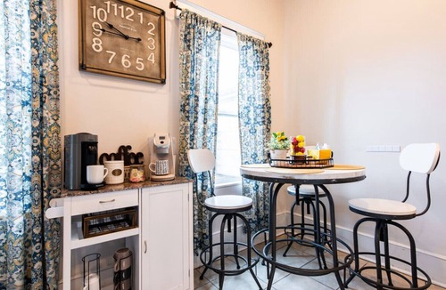 Smoketown Jackson House | Louisville Lemon Drop