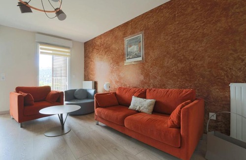 La Fuye-Velpeau Apartment | Lounge T3# garedeTours #standing