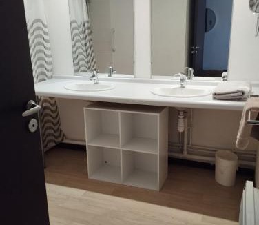Lourdes Apartment | Lourdes grand studio classé 2 étoiles de 1 à 4 personnes