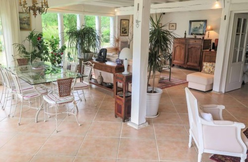 Losse House | Lous Bernets by Interhome