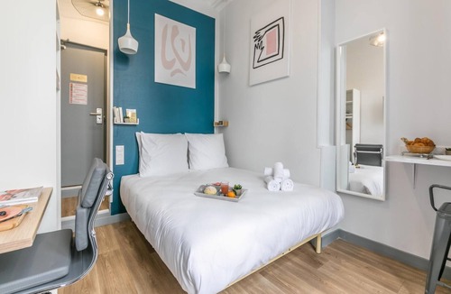 Palais-Royal Apartment | Louvre - Richelieu 217: cosy flat for 2
