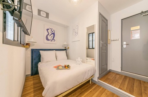 Palais-Royal Apartment | Louvre - Richelieu: cosy flat for 4