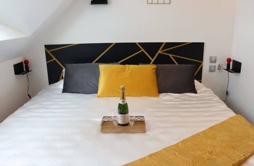 Epieds-en-Beauce Apartment | love and chic