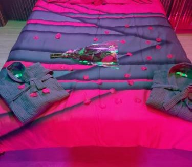 Thun-Saint-Martin Hotel | Love And Spa