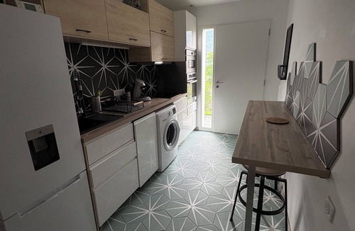 Sonnaz Apartment | Love Appart à Thème between Aix les Bains and Chambéry